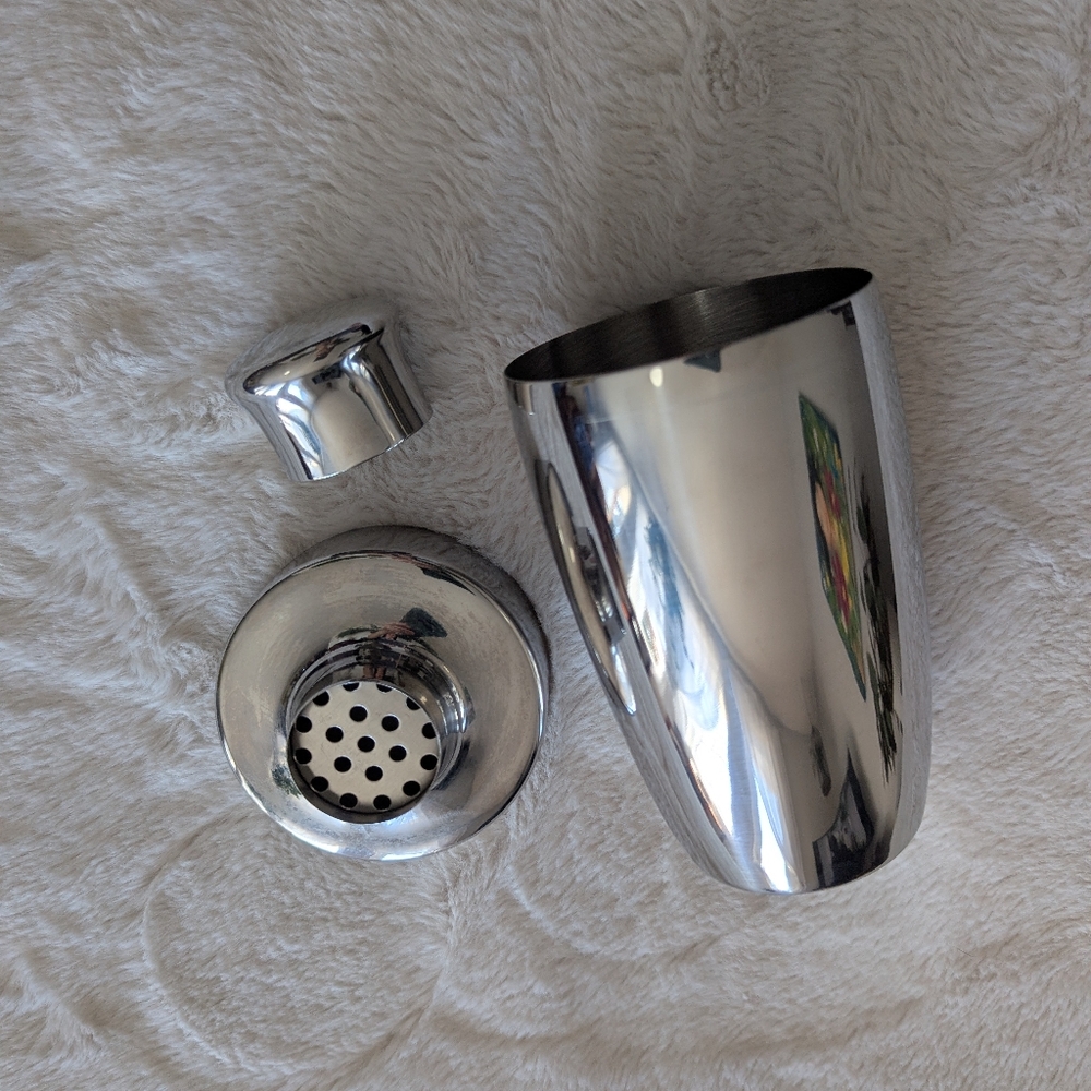 Martini Set - Picture 2 of 2